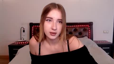 Snapshot of lixivey chatting on 23, 10, 2025 Dominica online show from 23, 10, 2025