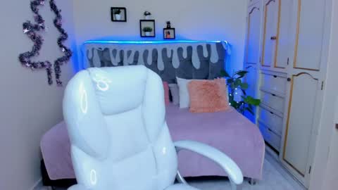 Snapshot of liz_bohemia chatting on 10, 12, 2024 LIZ online show from 10, 12, 2024