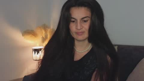 Snapshot of liz_devine chatting on 2, 2, 2025 liz online show from 2, 2, 2025