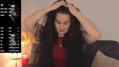 Snapshot of liz_devine chatting on 6, 2, 2025 liz online show from 6, 2, 2025