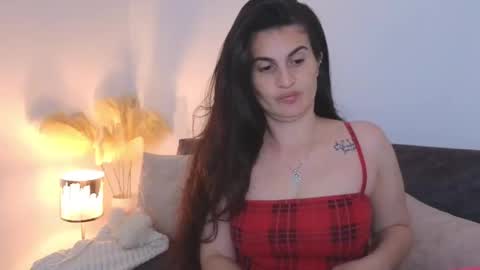 Snapshot of liz_devine chatting on 12, 2, 2025 liz online show from 12, 2, 2025