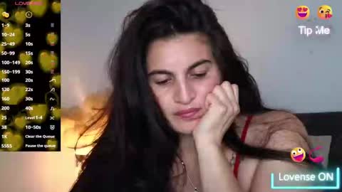 Snapshot of liz_devine chatting on 25, 2, 2025 liz online show from 25, 2, 2025