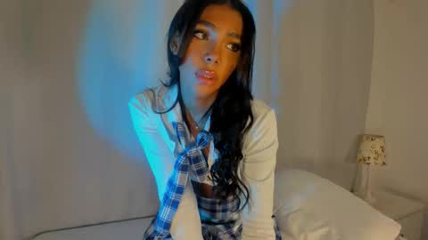 Snapshot of liz_grant chatting on 3, 11, 2025 Liz Grant online show from 3, 11, 2025