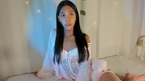 Snapshot of liz_grant chatting on 21, 11, 2025 Liz Grant online show from 21, 11, 2025