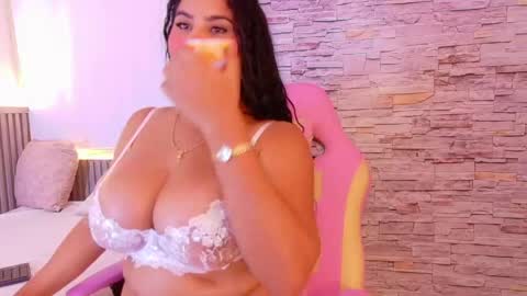 liz_monserrat online show from 15, 4, 2026