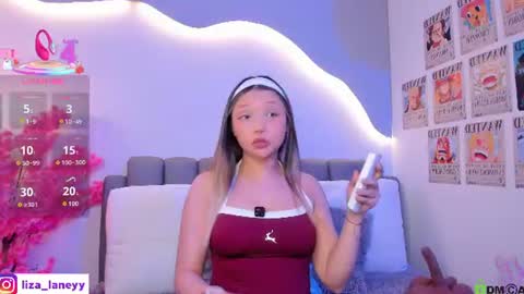 Snapshot of liza_bennet chatting on 8, 7, 2026 Liza online show from 8, 7, 2026