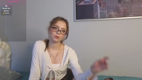 Hello there im Amelia Im new here Lets have fun online show from 13, 1, 2025