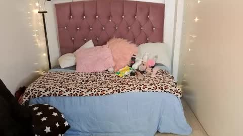 Snapshot of lizha_milf chatting on 5, 5, 2026 Lizha online show from 5, 5, 2026