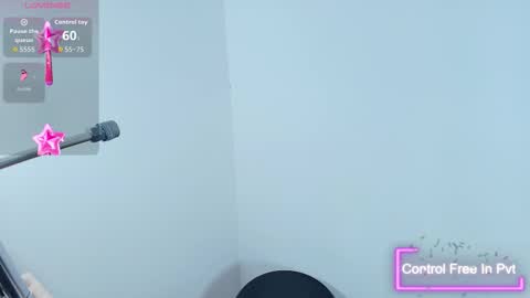 Snapshot of lizz_tender chatting on 10, 10, 2025 Lizz online show from 10, 10, 2025