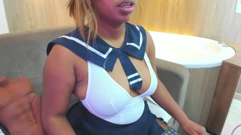 Snapshot of lizzie_williamss chatting on 4, 6, 2026 lizzie_williamss online show from 4, 6, 2026