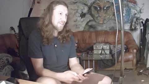 Snapshot of lkonig504475 chatting on 21, 12, 2025 lkonig504475 online show from 21, 12, 2025