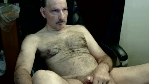 Snapshot of loades182025 chatting on 14, 6, 2026 loades182025 online show from 14, 6, 2026