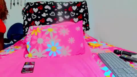 loaisisAdamss online show from 28, 1, 2025