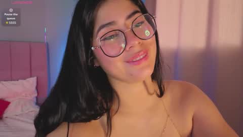 Snapshot of loaluxury chatting on 21, 11, 2025 Pamela online show from 21, 11, 2025