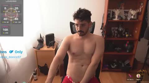 Snapshot of lobito_blanco97 chatting on 18, 2, 2026 Lobito blanco Thefckingwolf main account online show from 18, 2, 2026