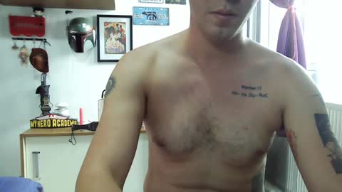 Snapshot of lobomx19 chatting on 4, 1, 2025 Lobo online show from 4, 1, 2025