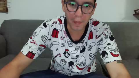 Snapshot of lobomx19 chatting on 9, 9, 2025 Lobo online show from 9, 9, 2025