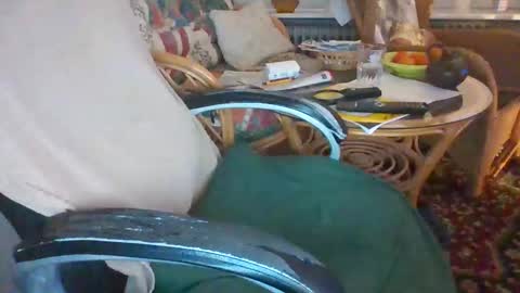 loewe39238 online show from 23, 11, 2025