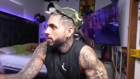 logan_hugh8 online show from 14, 3, 2026