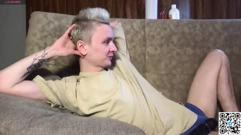 Snapshot of logan_mett chatting on 1, 3, 2026 Logan online show from 1, 3, 2026