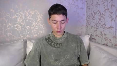 Loganfoster  online show from 29, 11, 2025