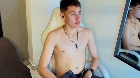 Loganfoster  online show from 8, 1, 2026