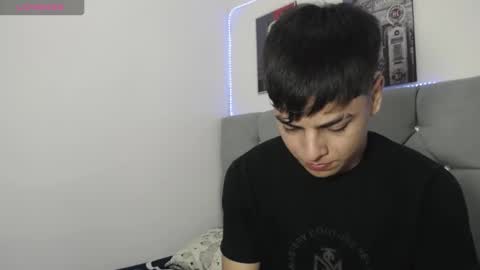 loganjhonson19 online show from 12, 1, 2026