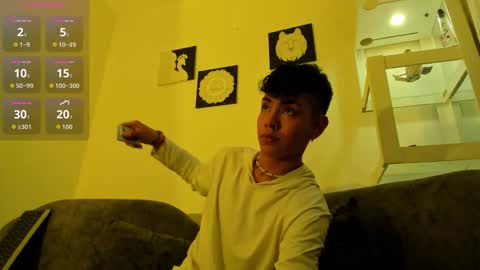 logantwink18 online show from 14, 9, 2025