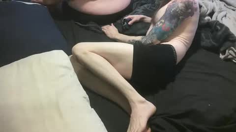 lokichris637016 online show from 13, 4, 2026