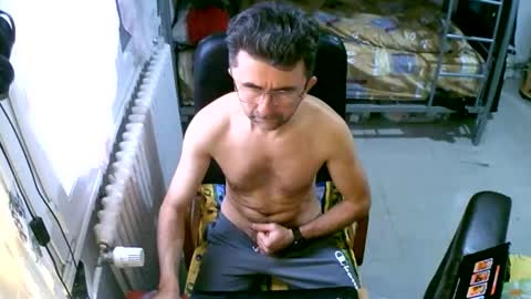 lokoum39 online show from 23, 12, 2025