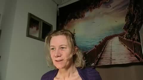 Snapshot of lola_belgium chatting on 23, 4, 2026 lola_belgium online show from 23, 4, 2026