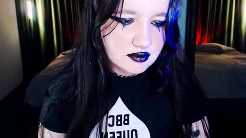 Lola Chi online show from 12, 11, 2025