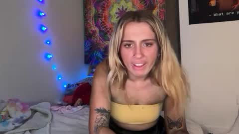 Snapshot of lolaa555 chatting on 4, 6, 2026 lolaa555 online show from 4, 6, 2026
