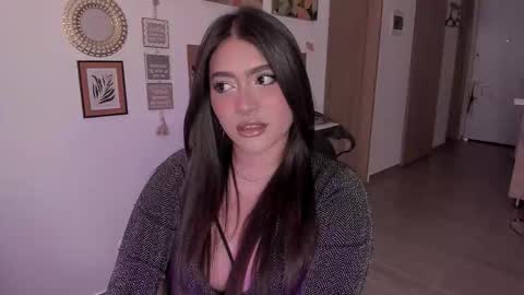 lolaasmith_21 online show from 24, 10, 2025