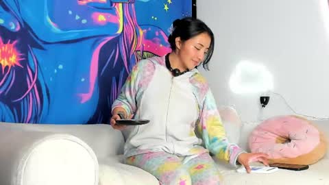 Snapshot of lolaberry_ chatting on 23, 6, 2026 Lola Berry online show from 23, 6, 2026