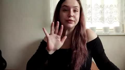 Lola online show from 6, 4, 2026