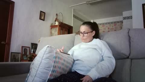 LOLA HUESO y ERIC online show from 14, 4, 2026