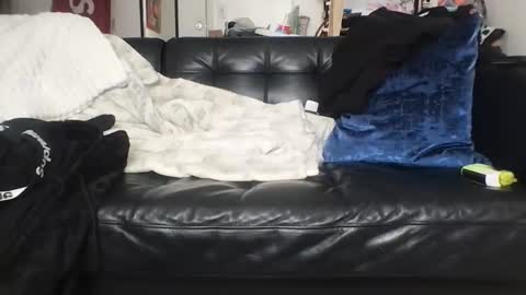 Snapshot of lolal0v3 chatting on 10, 2, 2026 cumsquatterz online show from 10, 2, 2026