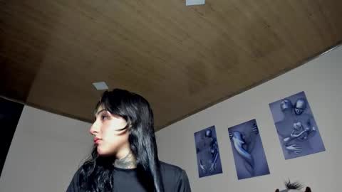 Snapshot of lolaleah_ chatting on 16, 11, 2025 Lola online show from 16, 11, 2025