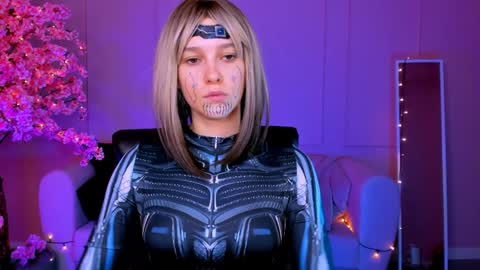 lolalemona online show from 15, 12, 2024