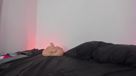 Lola online show from 1, 1, 2025