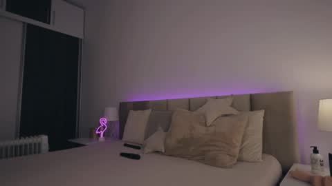 Lola online show from 11, 1, 2026