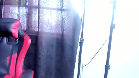 Snapshot of lolasweett_ chatting on 10, 11, 2025 lolasweett_ online show from 10, 11, 2025