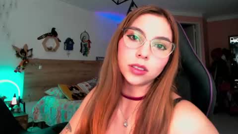 Snapshot of lolaverse chatting on 25, 6, 2026 Lola doll online show from 25, 6, 2026