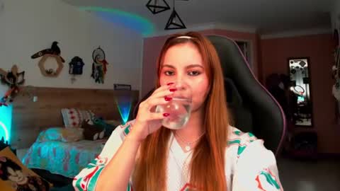Snapshot of lolaverse chatting on 28, 6, 2026 Lola doll online show from 28, 6, 2026