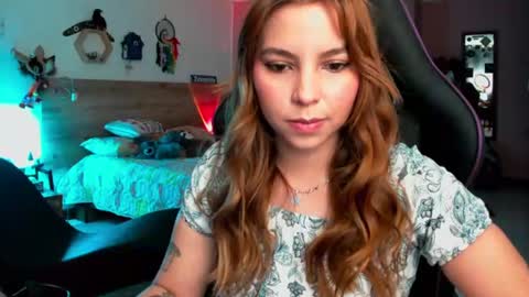 Snapshot of lolaverse chatting on 30, 6, 2026 Lola doll online show from 30, 6, 2026