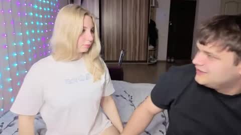 lollove24 online show from 1, 4, 2026