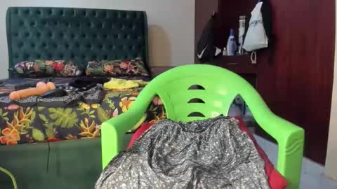 Snapshot of lolly_preety chatting on 29, 4, 2026 lolly_preety online show from 29, 4, 2026