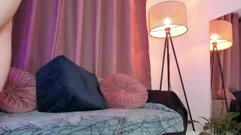 Snapshot of lollypetitte_ chatting on 23, 5, 2026 Lolly online show from 23, 5, 2026