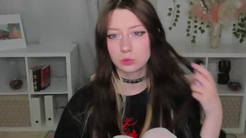 Lolly   online show from 2, 8, 2026